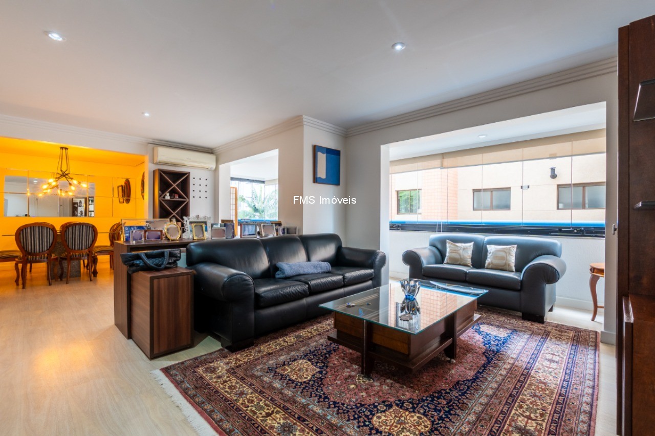 Apartamento, 3 quartos, 132 m² - Foto 1