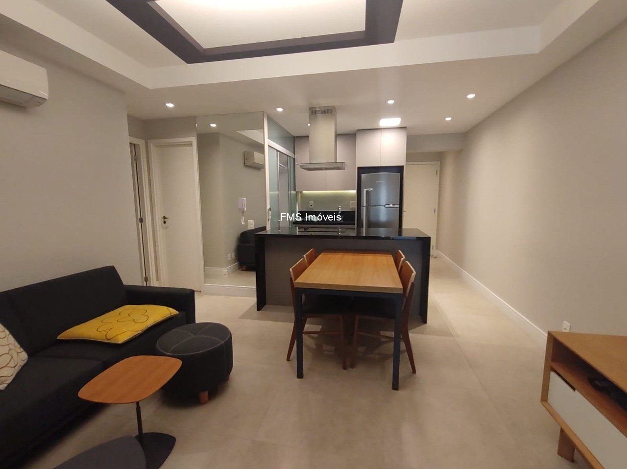 Apartamento, 1 quarto, 61 m² - Foto 2