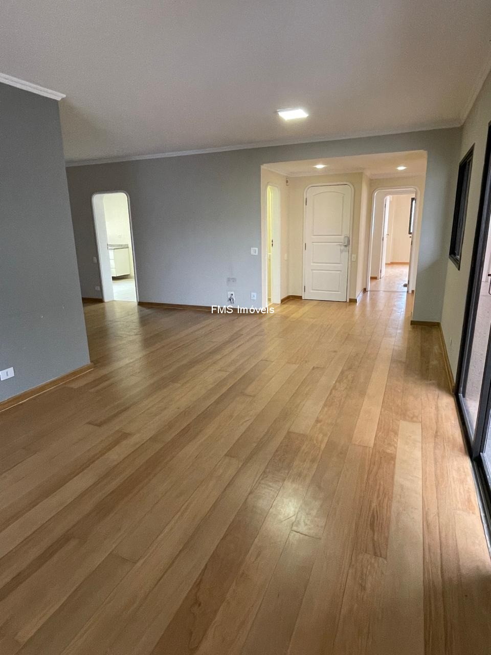 Apartamento, 3 quartos, 209 m² - Foto 2