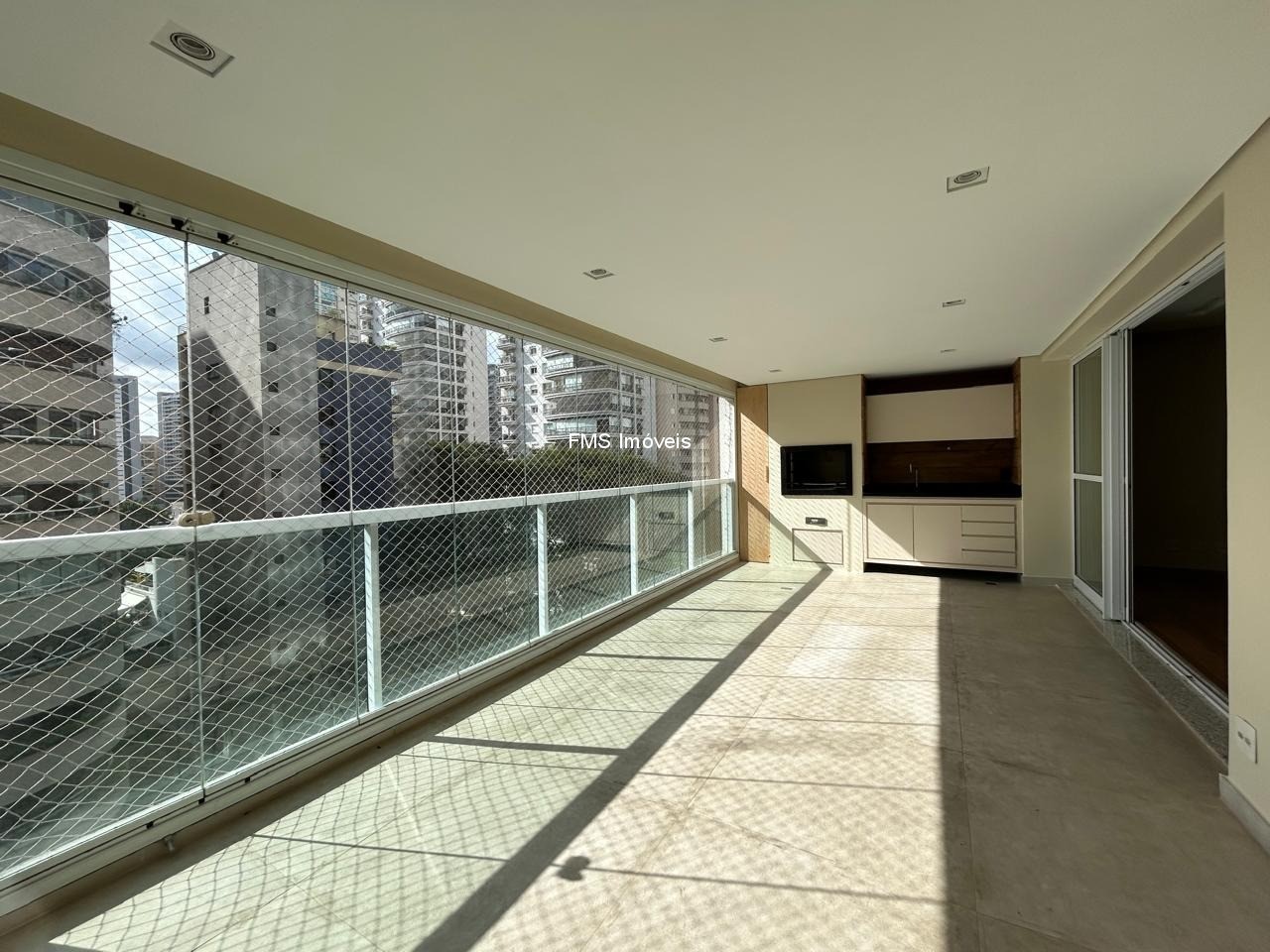 Apartamento, 3 quartos, 173 m² - Foto 1