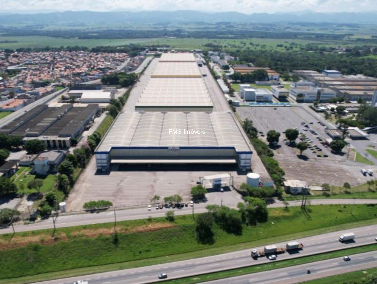 Depósito-Galpão, 11585 m² - Foto 1