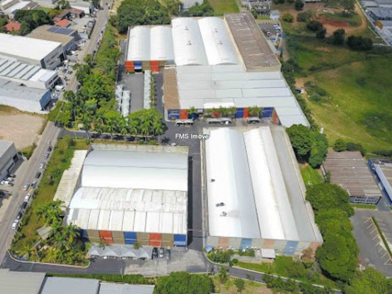 Depósito-Galpão, 1200 m² - Foto 1