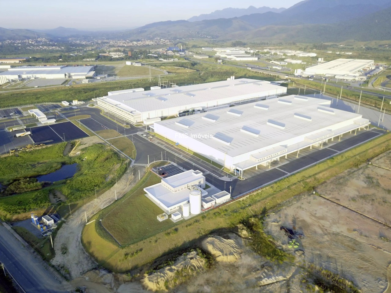 Depósito-Galpão, 6012 m² - Foto 1
