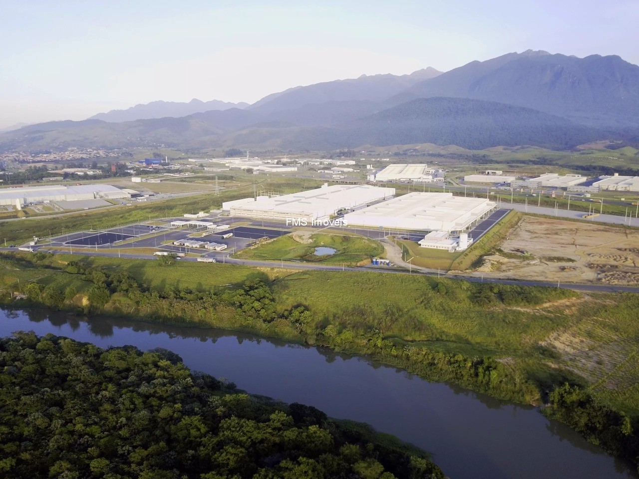 Depósito-Galpão, 8996 m² - Foto 3