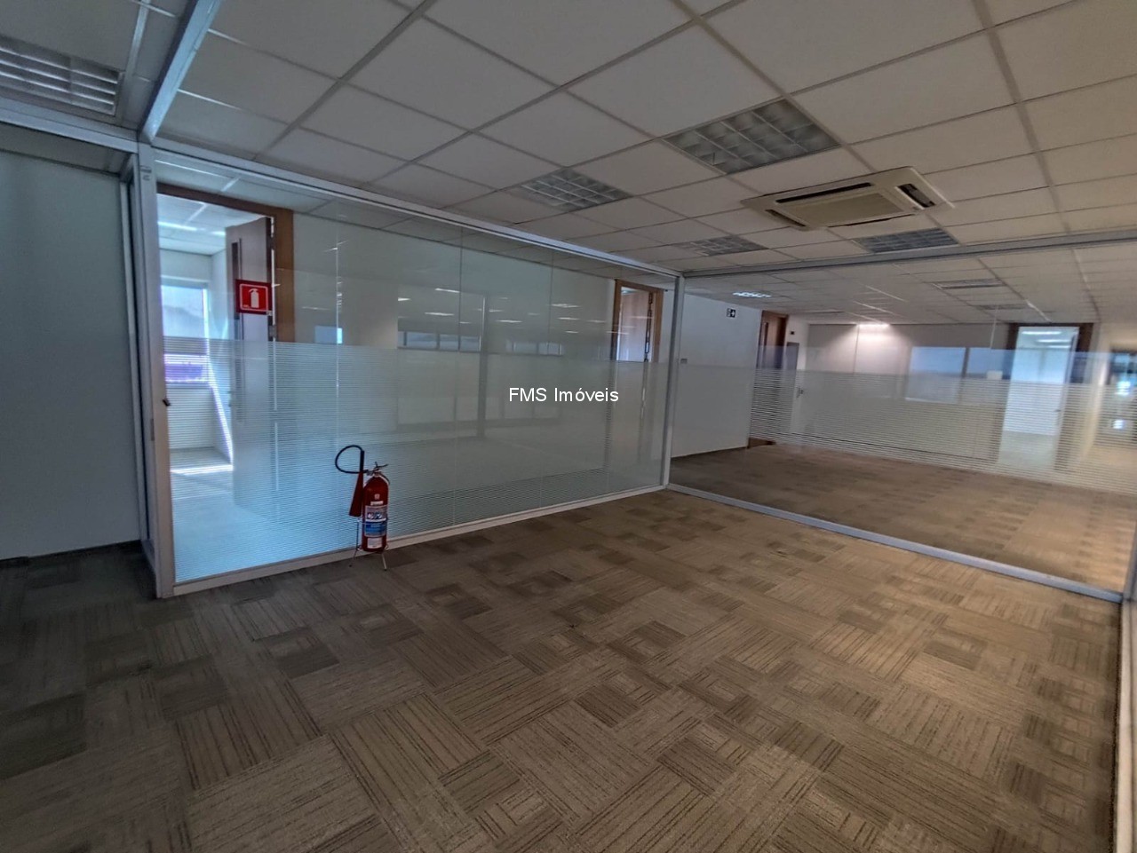 Sala-Conjunto, 641 m² - Foto 3