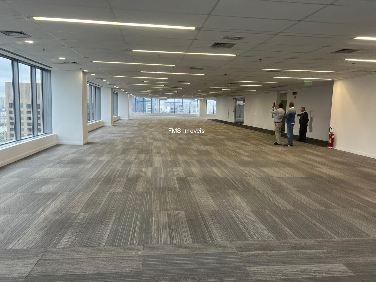 Sala-Conjunto, 926 m² - Foto 2