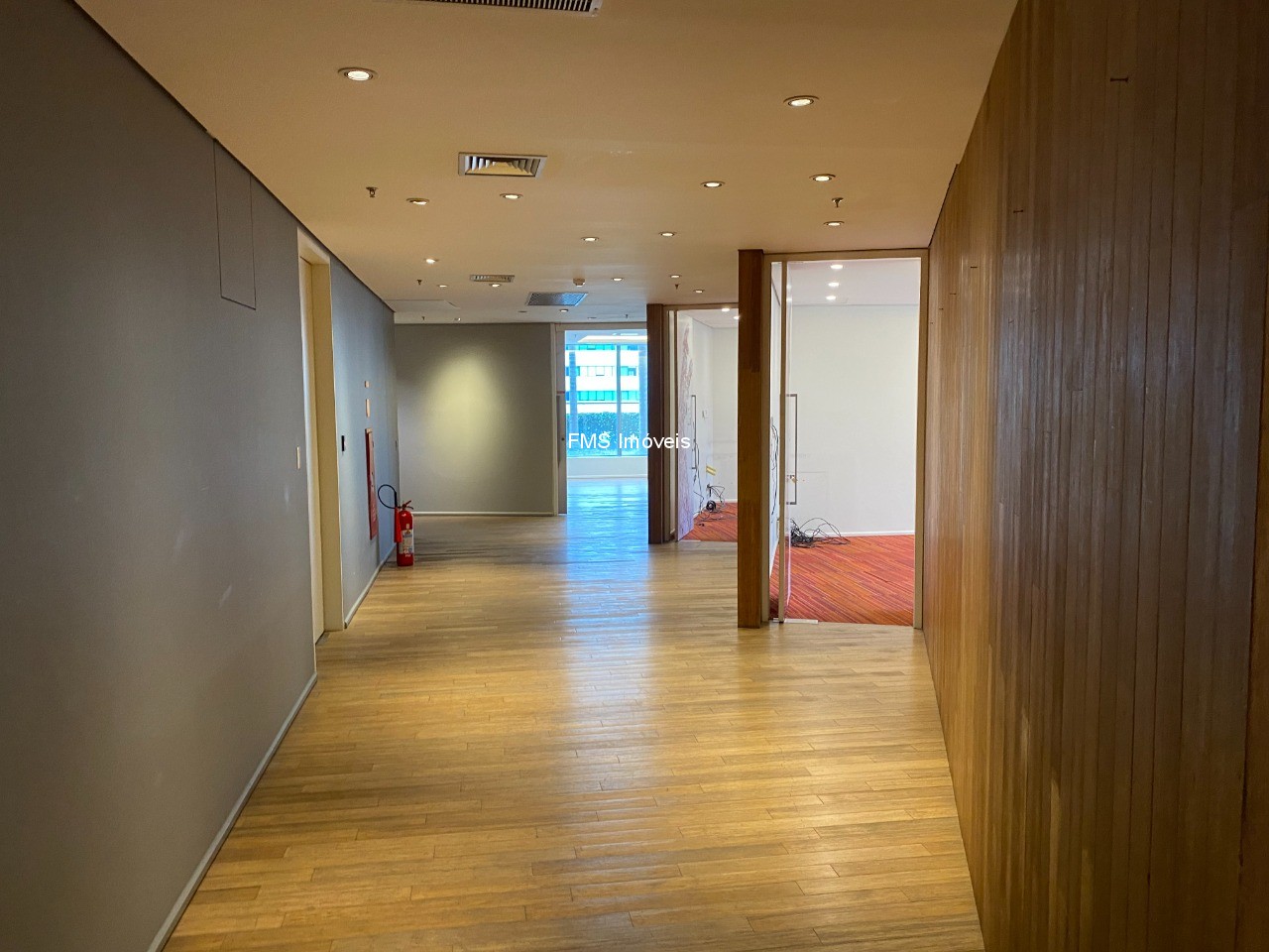 Sala-Conjunto, 2137 m² - Foto 13