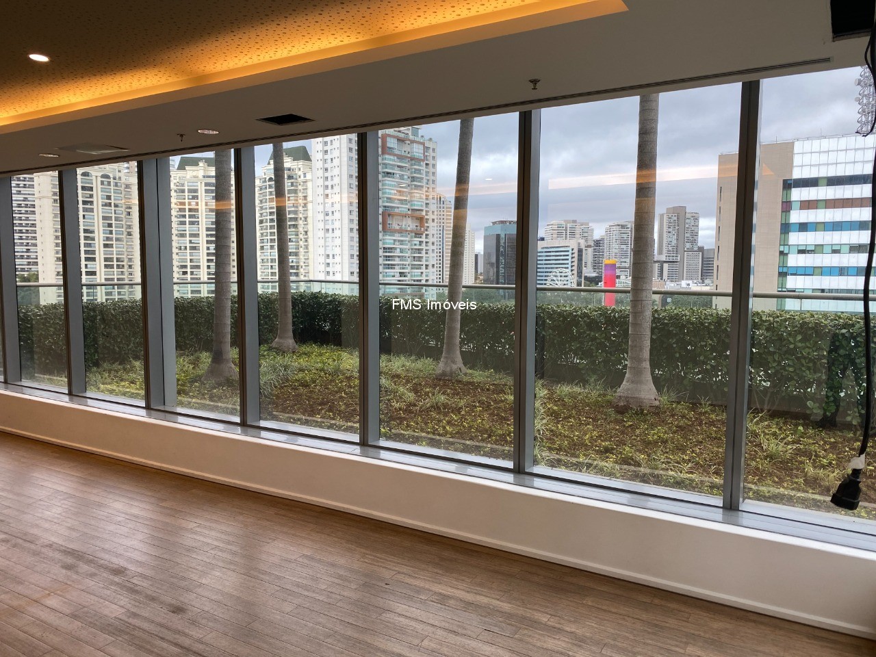 Sala-Conjunto, 2137 m² - Foto 8