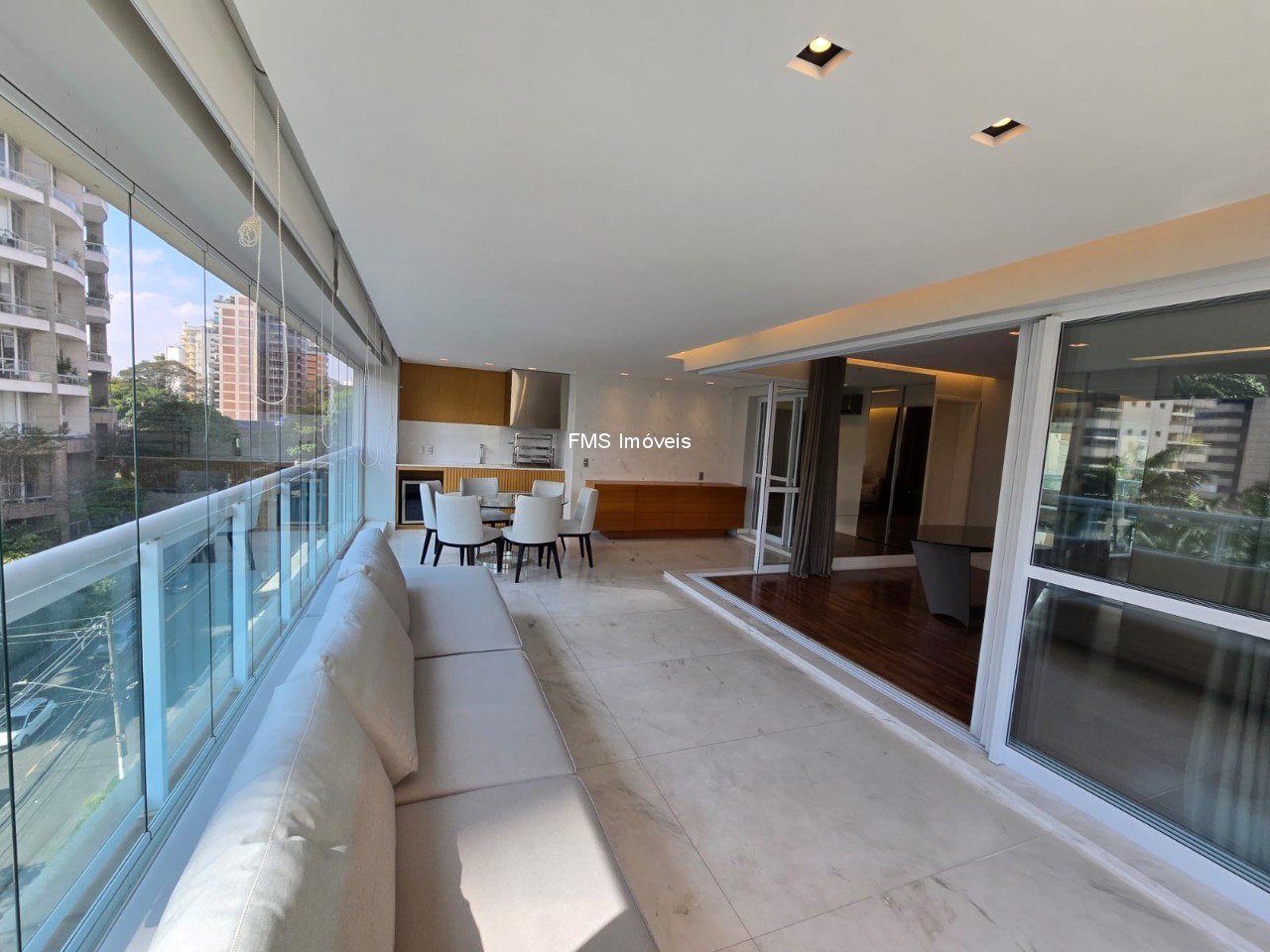 Apartamento, 3 quartos, 157 m² - Foto 1