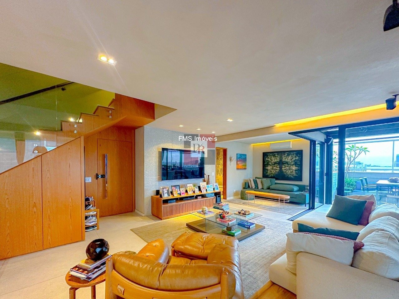 Cobertura, 3 quartos, 229 m² - Foto 4