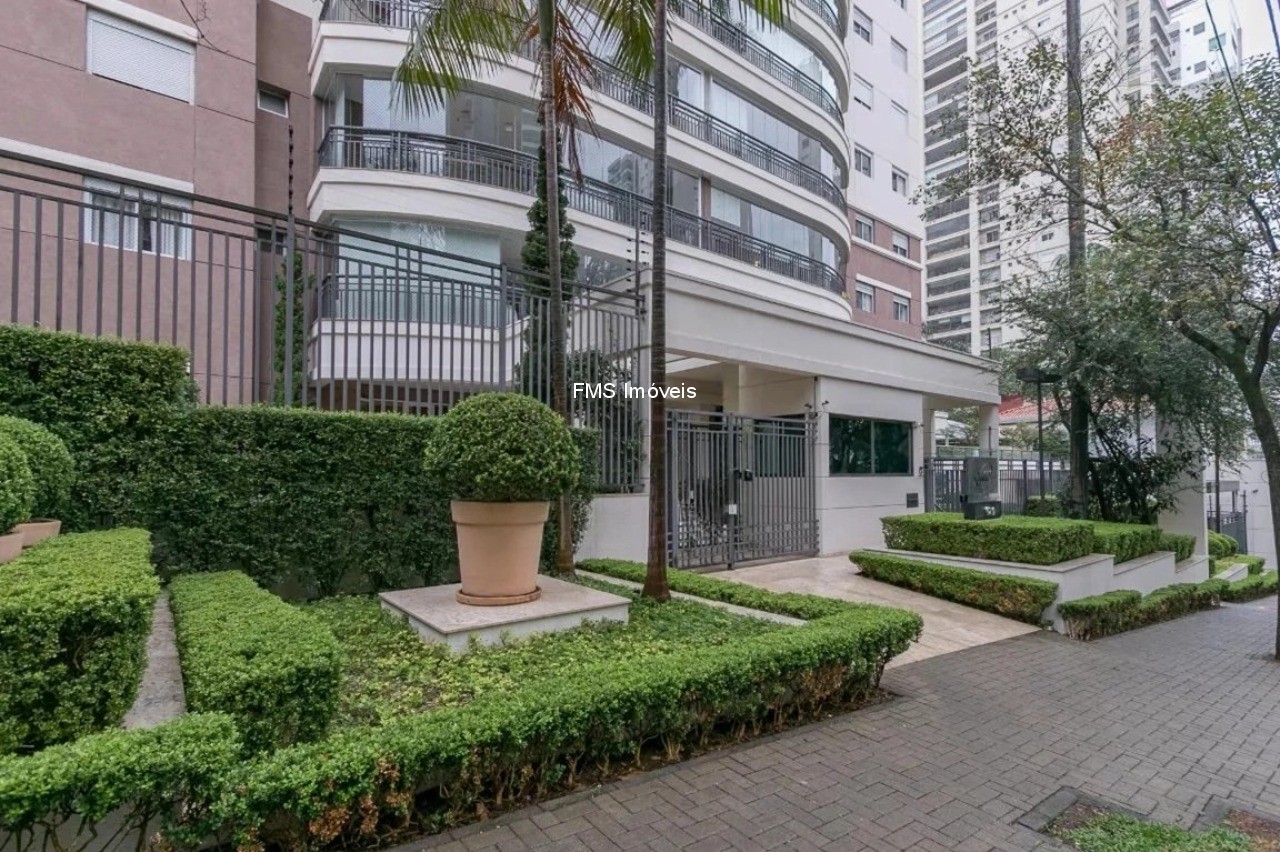 Apartamento, 3 quartos, 136 m² - Foto 1