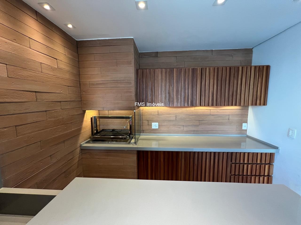 Apartamento, 3 quartos, 226 m² - Foto 2