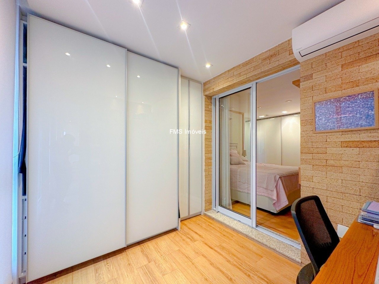 Cobertura, 3 quartos, 229 m² - Foto 13
