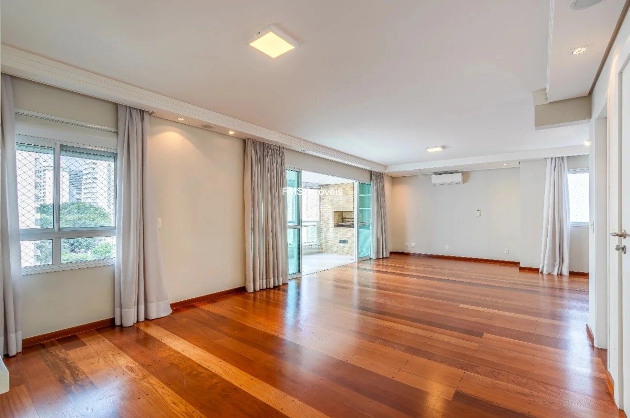 Apartamento, 3 quartos, 165 m² - Foto 2
