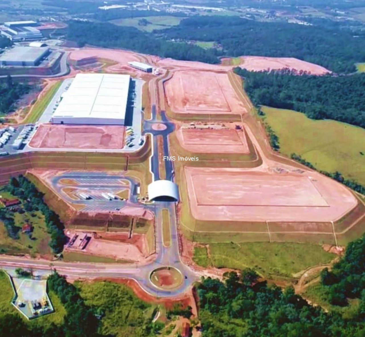 Depósito-Galpão, 29898 m² - Foto 1