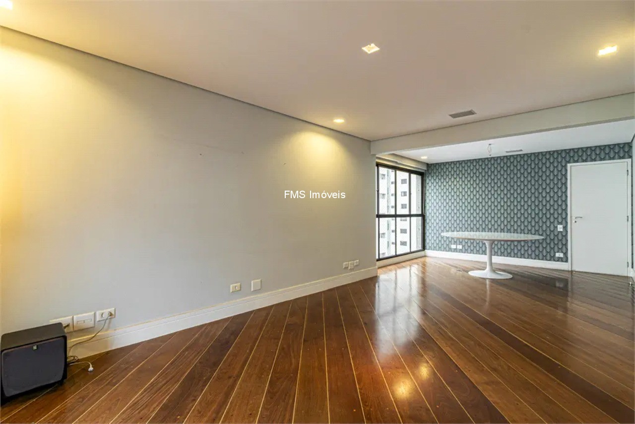 Apartamento, 3 quartos, 152 m² - Foto 2