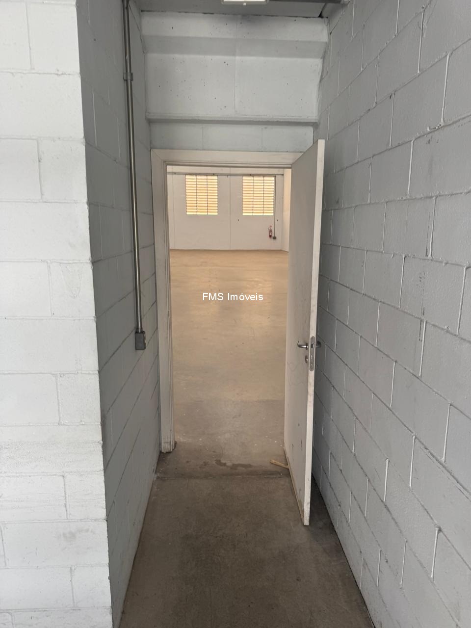 Depósito-Galpão, 1200 m² - Foto 11