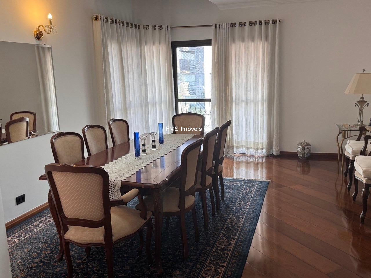 Apartamento, 3 quartos, 260 m² - Foto 1