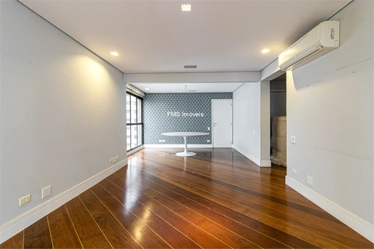 Apartamento, 3 quartos, 152 m² - Foto 1