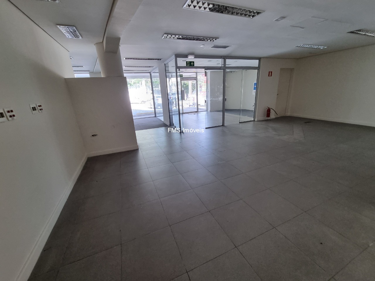 Prédio Inteiro, 938 m² - Foto 32