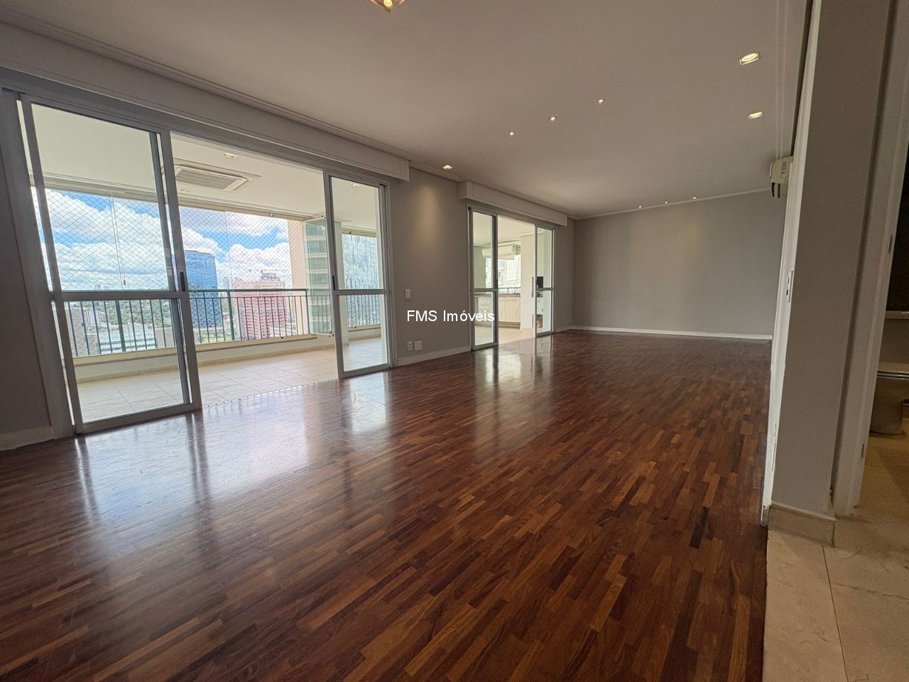 Apartamento, 4 quartos, 178 m² - Foto 4