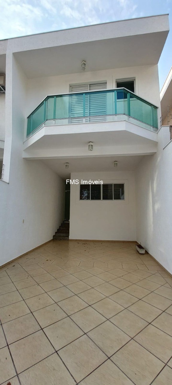 Casa, 4 quartos, 230 m² - Foto 1