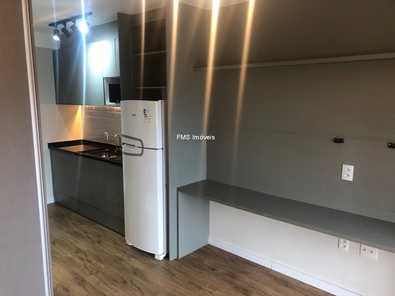 Apartamento, 1 quarto, 27 m² - Foto 2