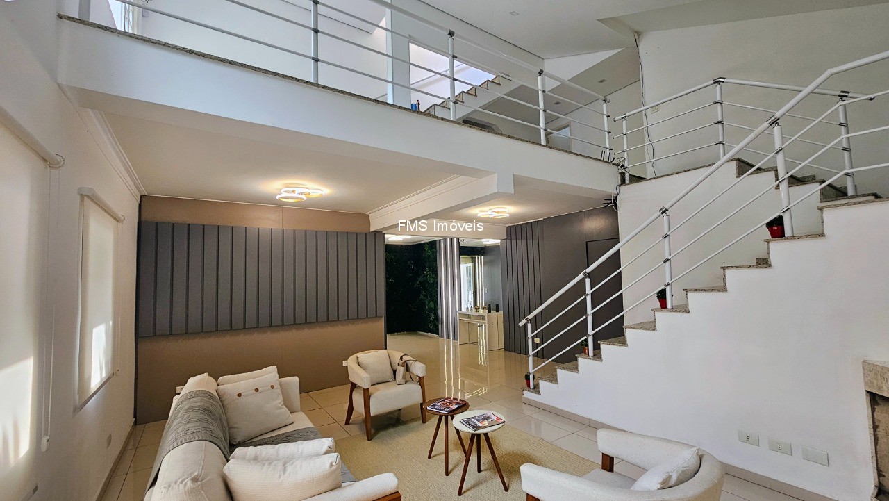 Casa, 4 quartos, 350 m² - Foto 1
