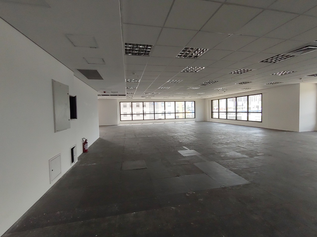 Sala-Conjunto, 1354 m² - Foto 2