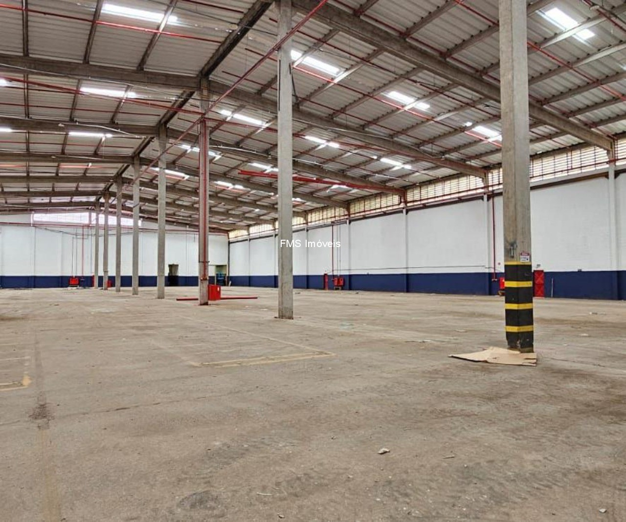 Depósito-Galpão, 5000 m² - Foto 1