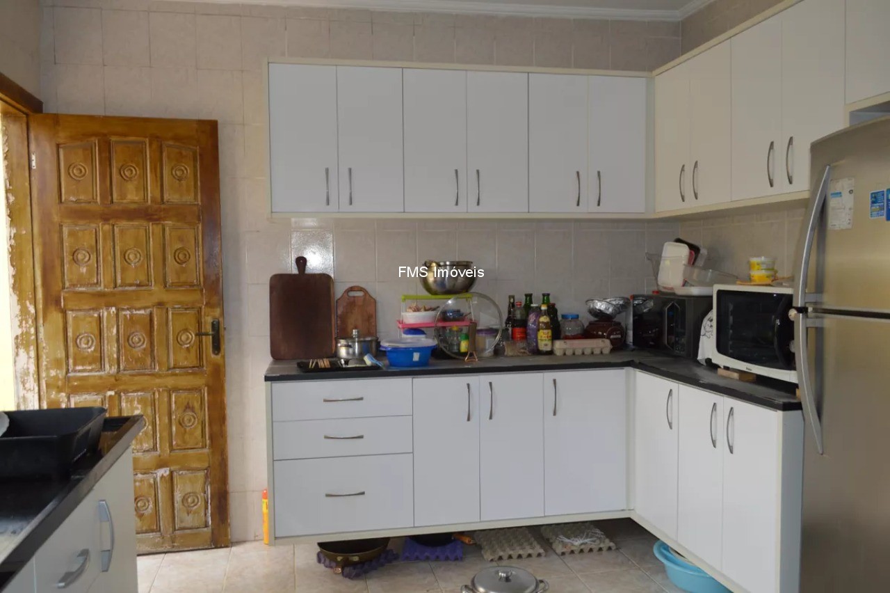 Casa, 3 quartos, 200 m² - Foto 9
