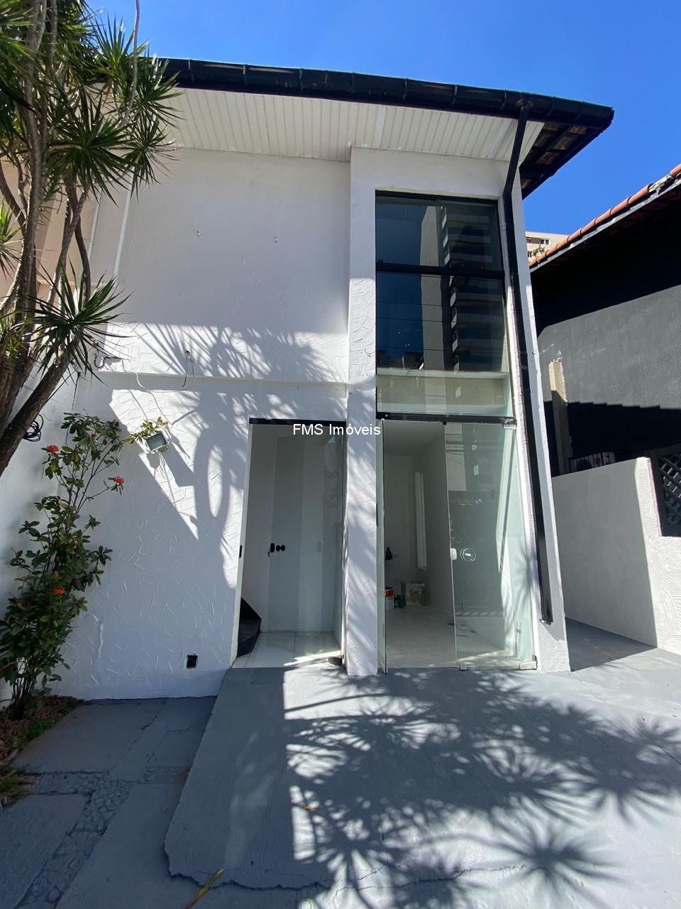 Prédio Inteiro, 75 m² - Foto 1