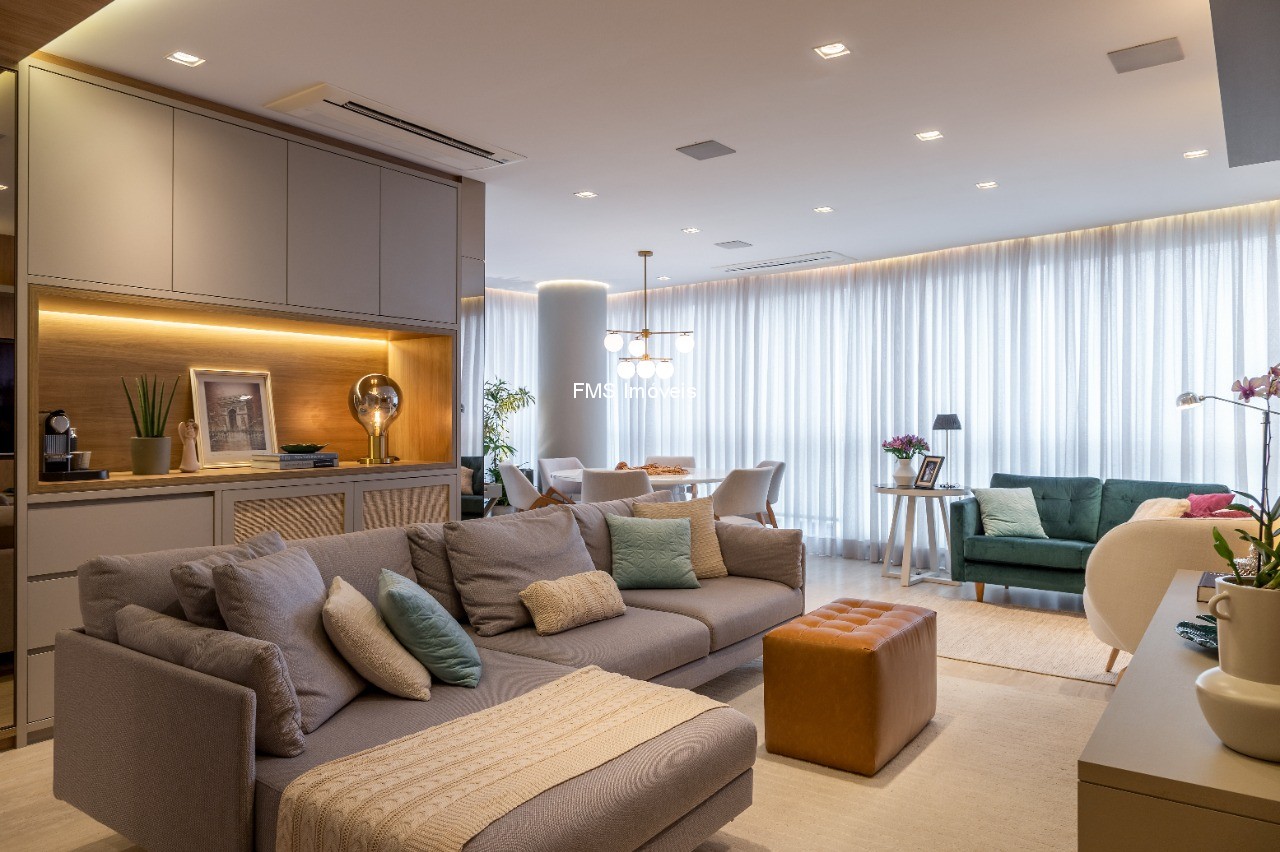 Apartamento, 3 quartos, 168 m² - Foto 1