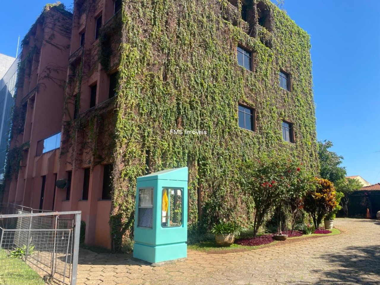 Prédio Inteiro, 880 m² - Foto 1
