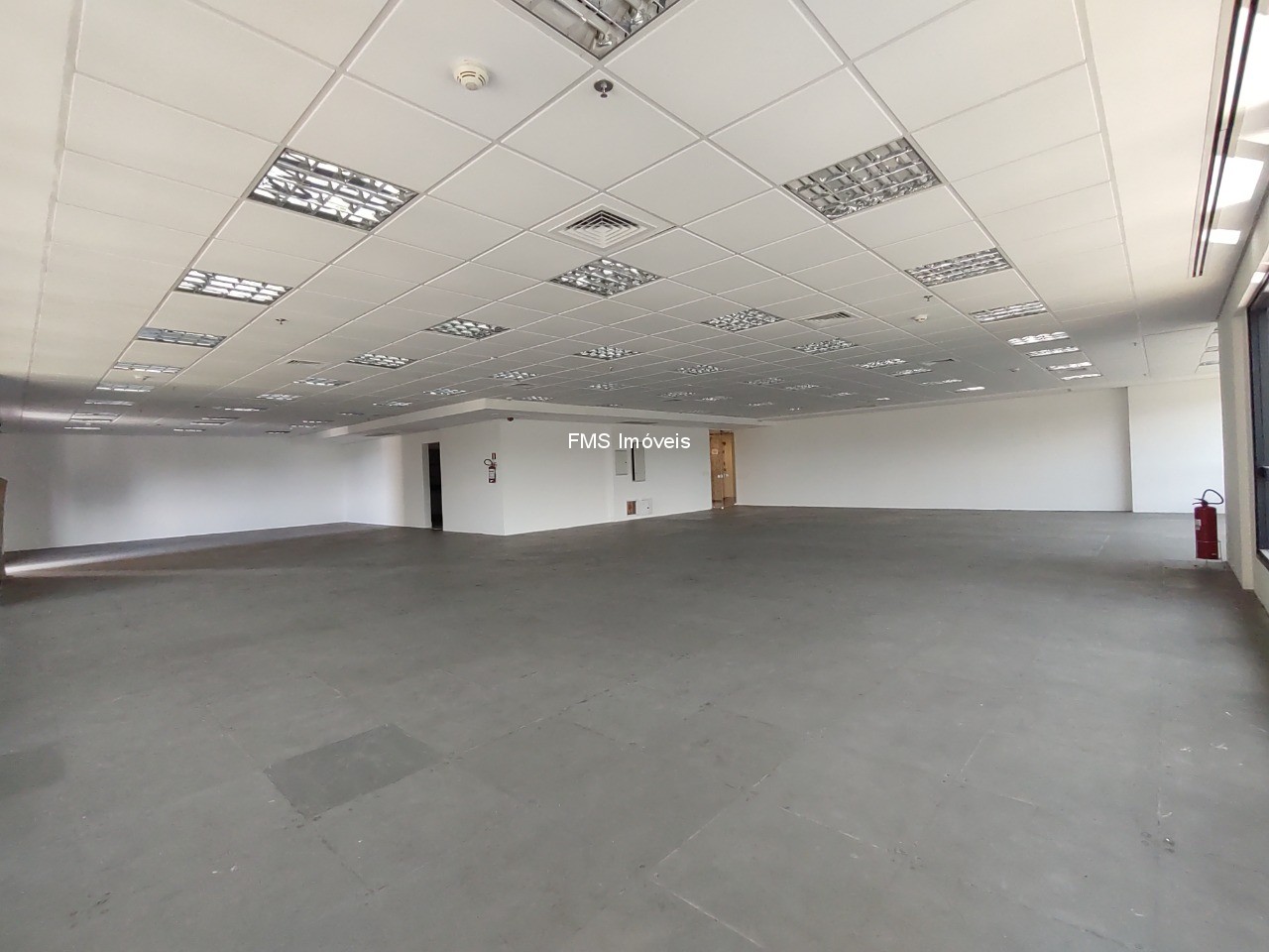 Sala-Conjunto, 1354 m² - Foto 14