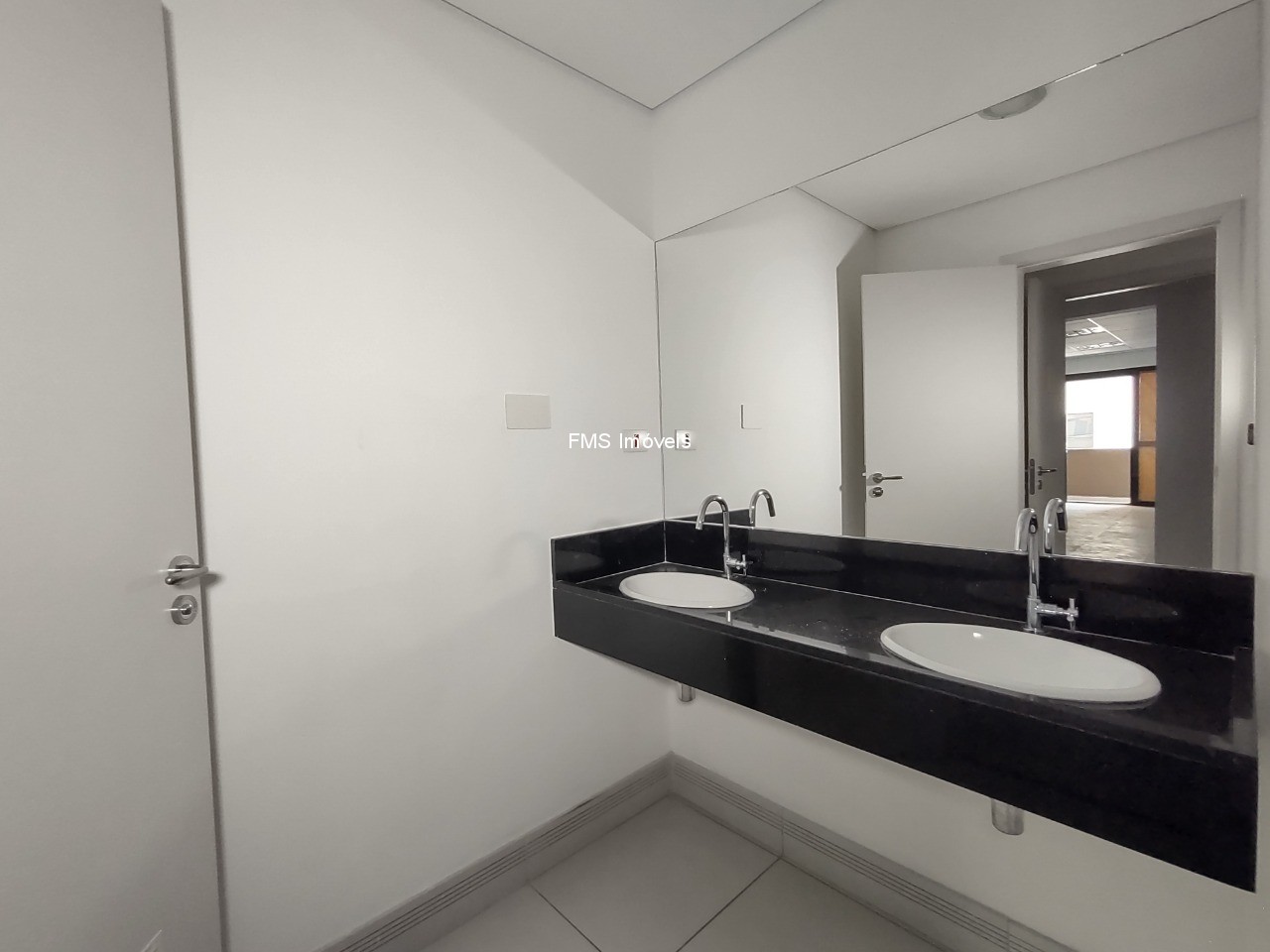 Sala-Conjunto, 1354 m² - Foto 22