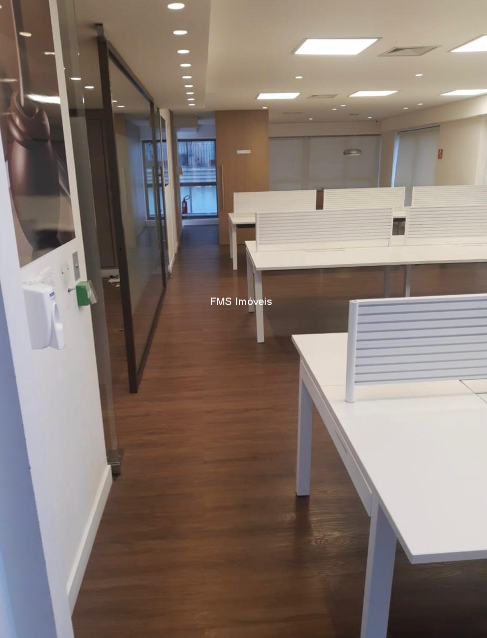 Sala-Conjunto, 456 m² - Foto 1