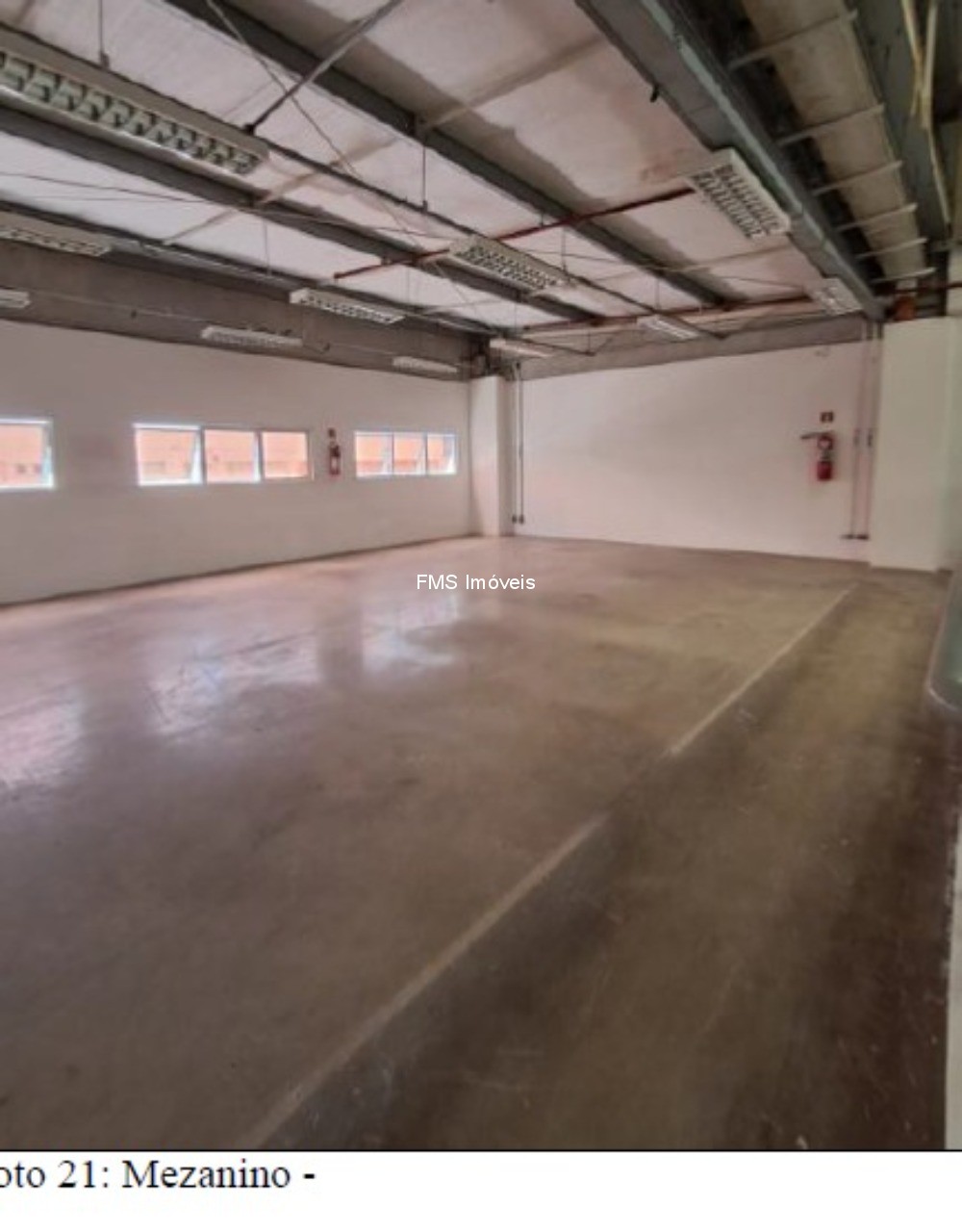 Depósito-Galpão, 1000 m² - Foto 1