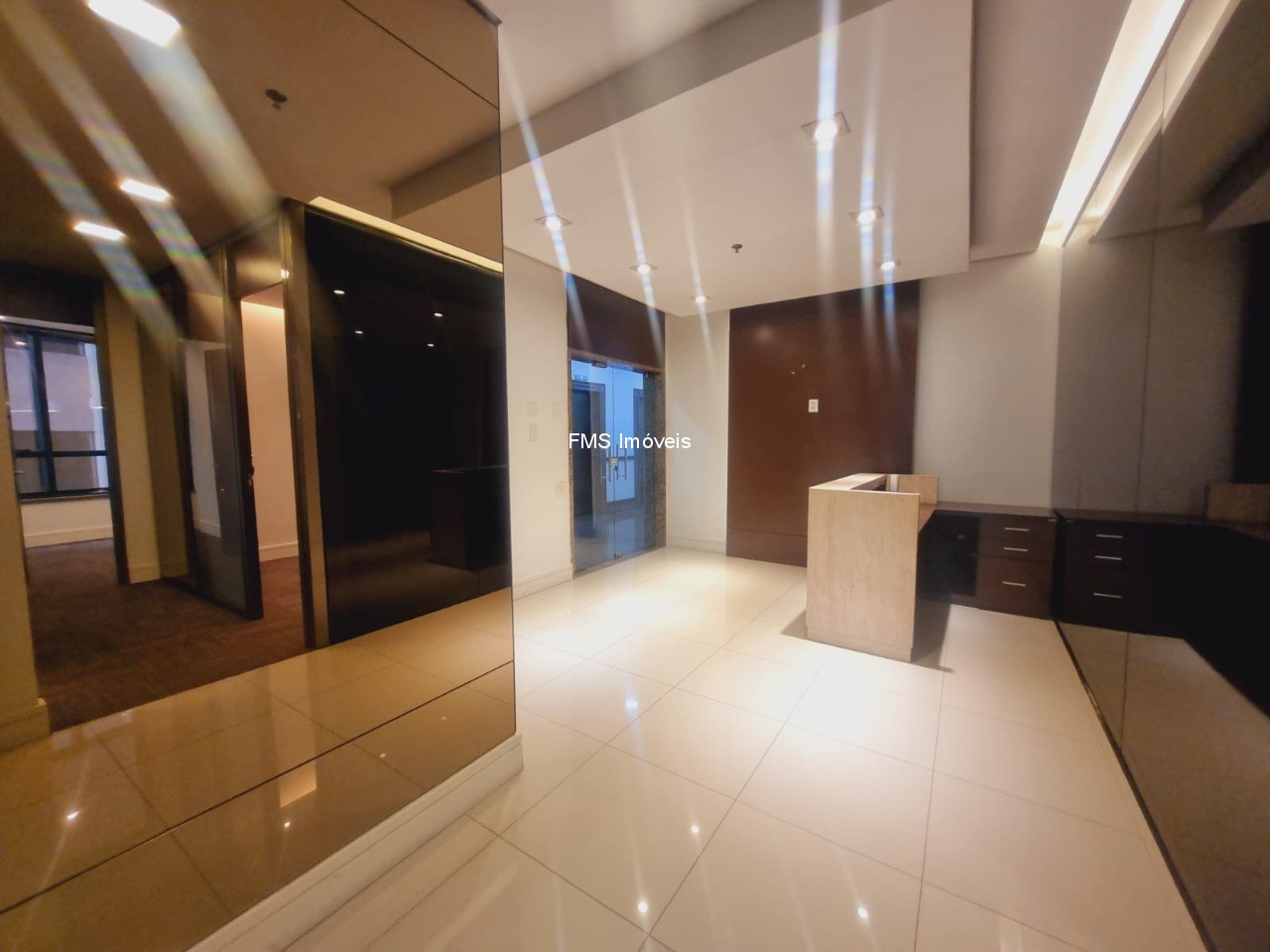 Sala-Conjunto, 299 m² - Foto 2