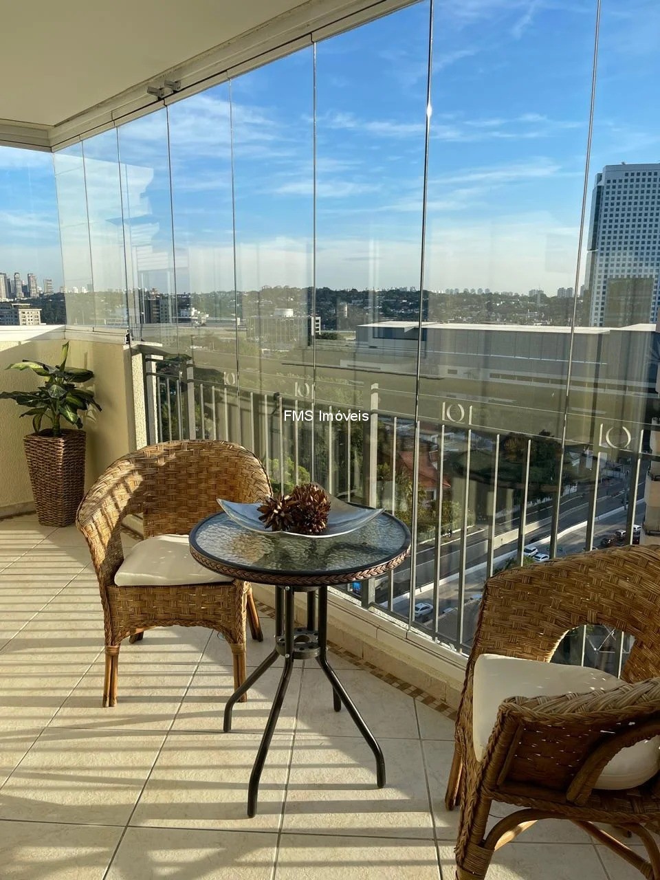 Apartamento, 2 quartos, 72 m² - Foto 2