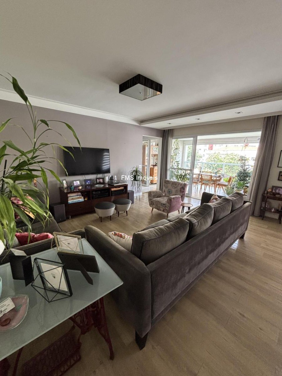 Apartamento, 3 quartos, 134 m² - Foto 1