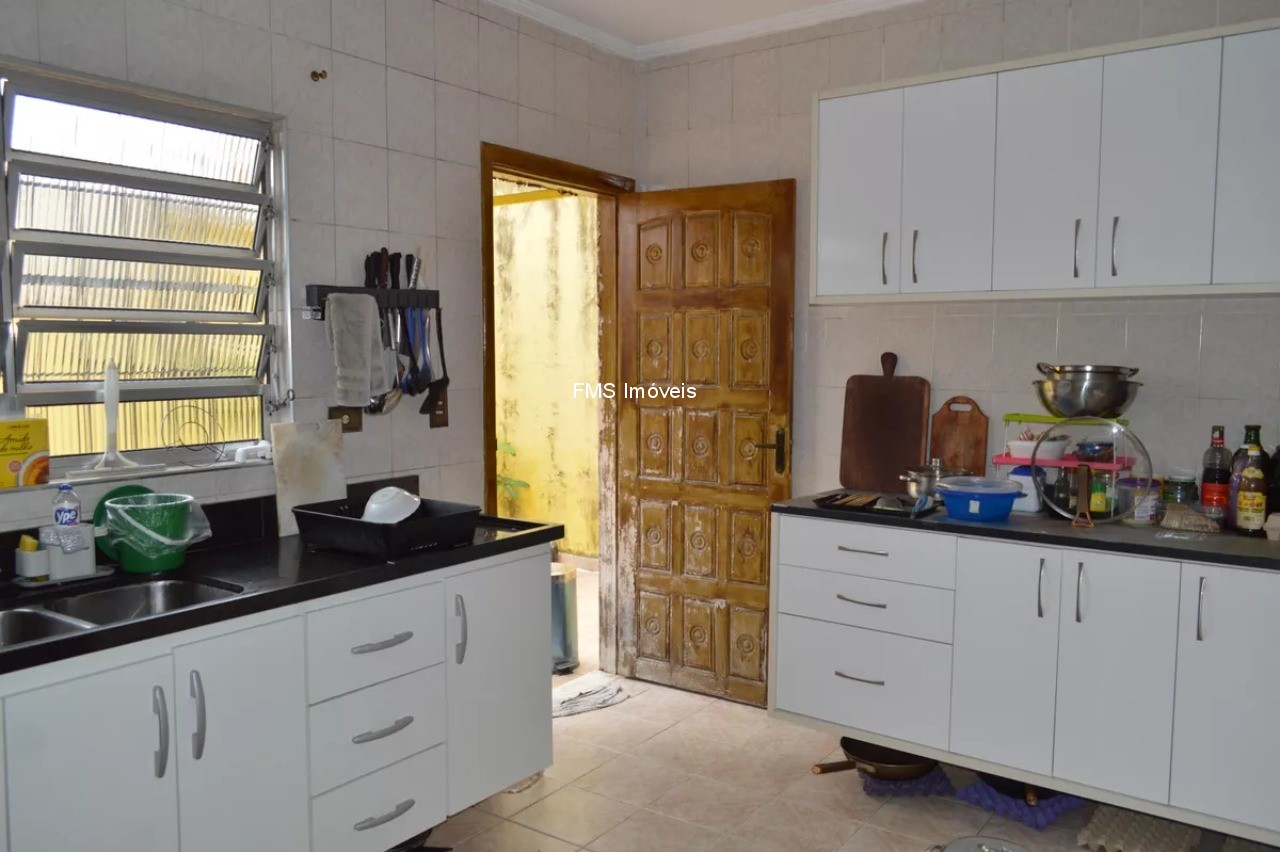 Casa, 3 quartos, 200 m² - Foto 8