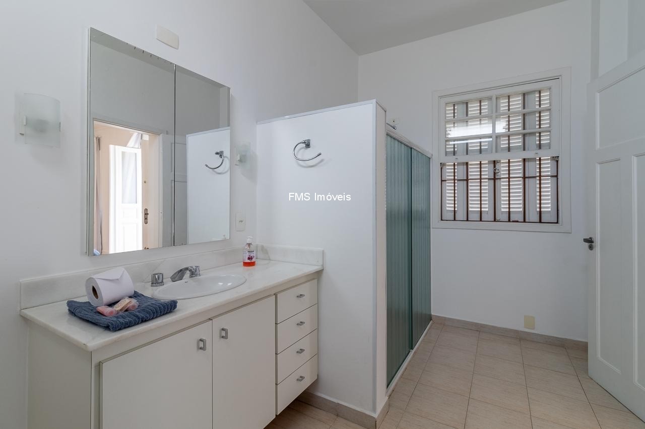 Casa, 5 quartos, 300 m² - Foto 22