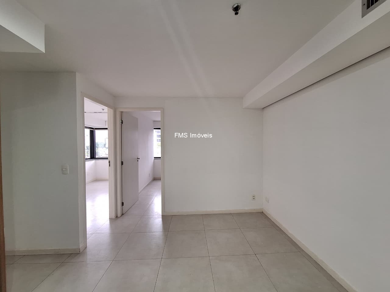 Sala-Conjunto, 45 m² - Foto 1