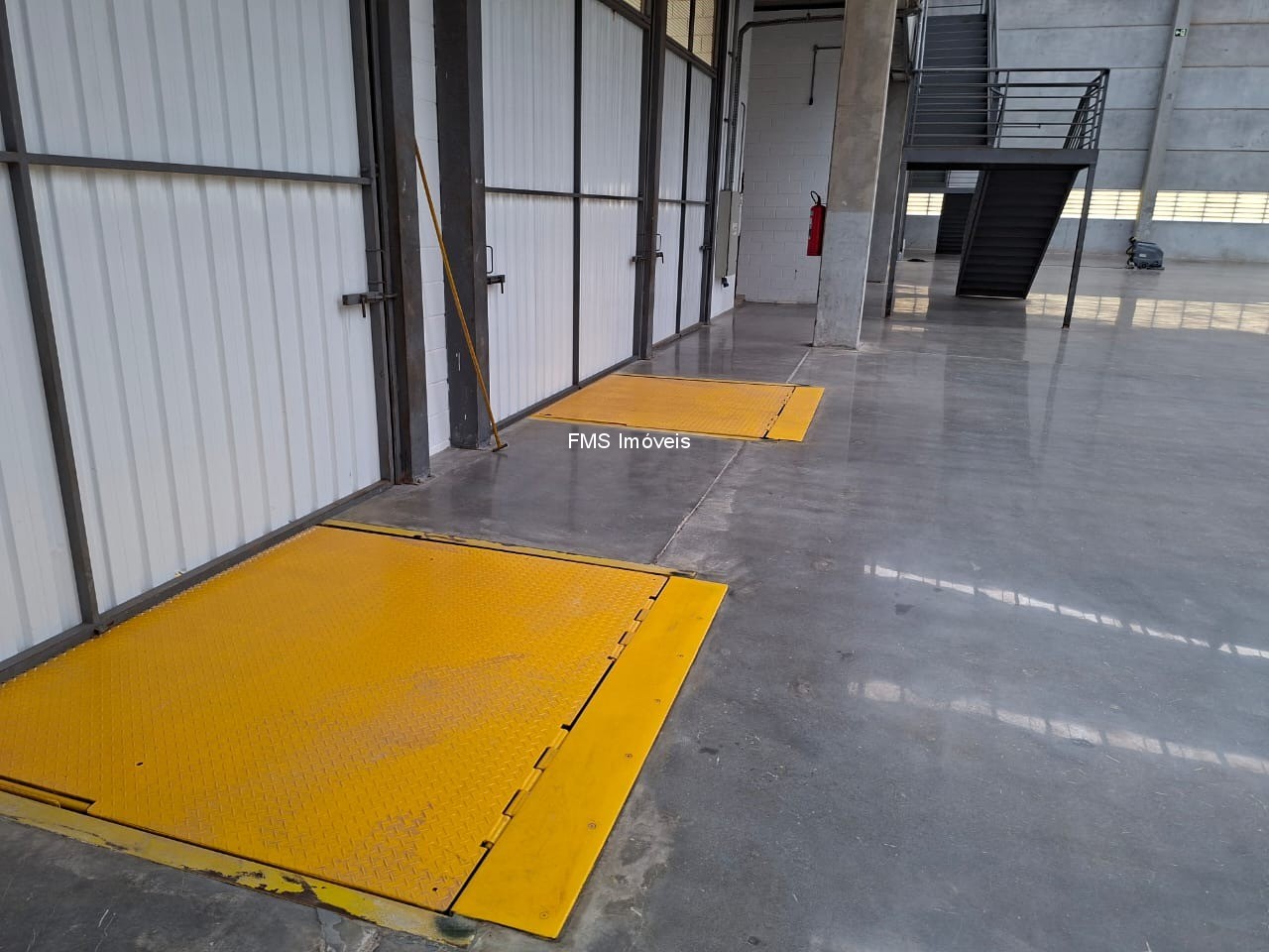 Depósito-Galpão, 750 m² - Foto 4