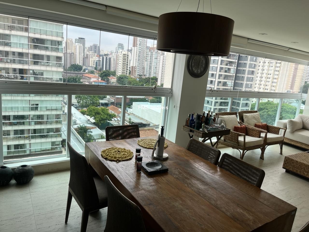 Apartamento, 3 quartos, 210 m² - Foto 2