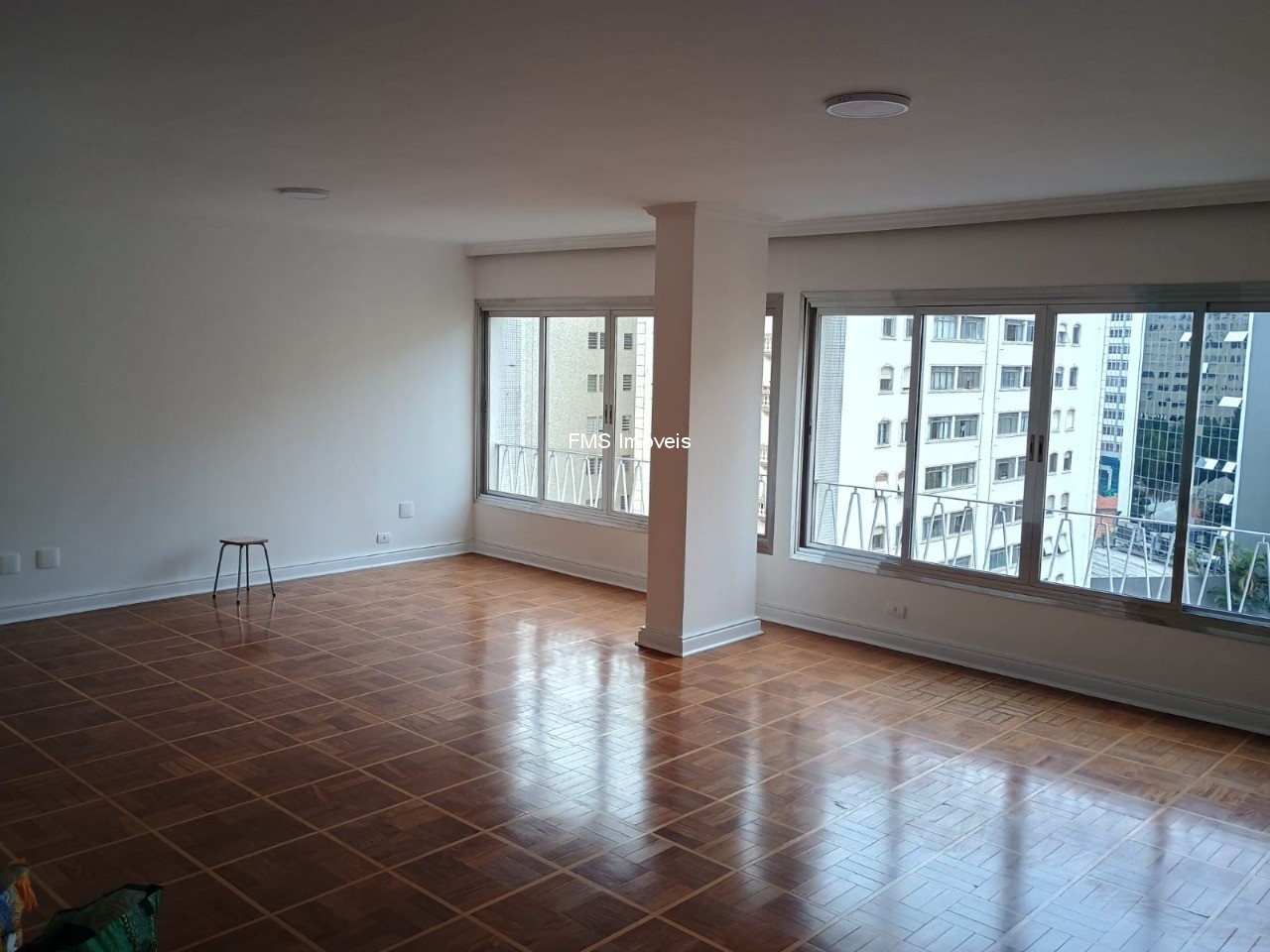 Apartamento, 3 quartos, 422 m² - Foto 1