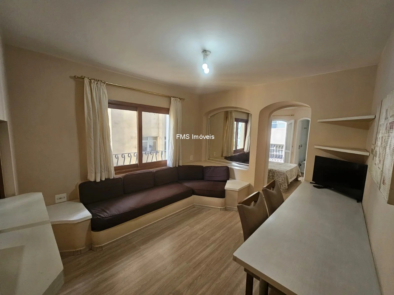 Apartamento, 1 quarto, 43 m² - Foto 1
