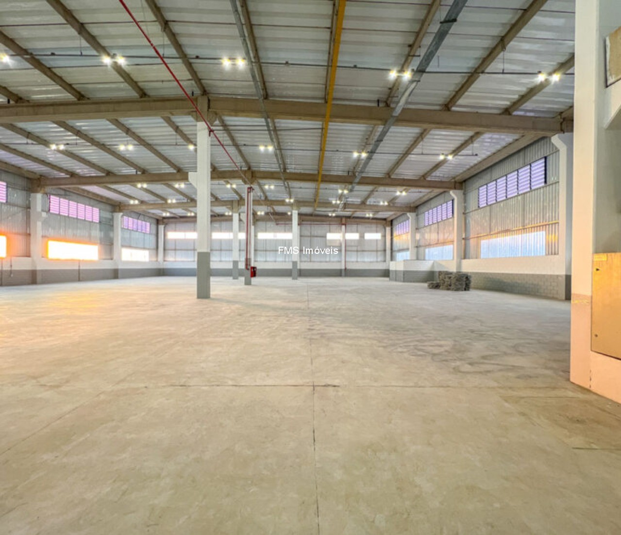 Depósito-Galpão, 4593 m² - Foto 4