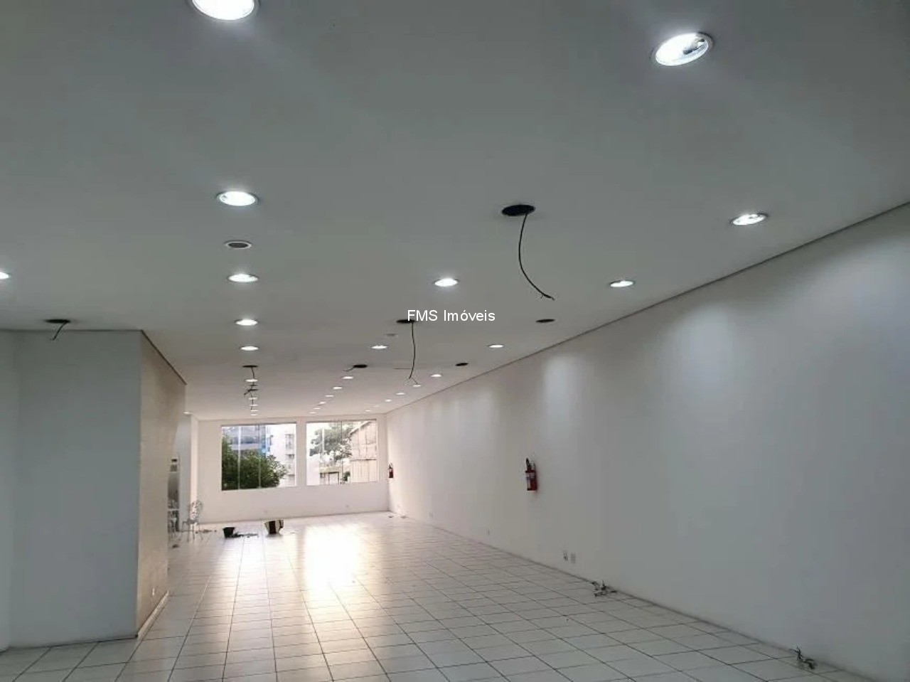 Loja-Salão, 440 m² - Foto 1